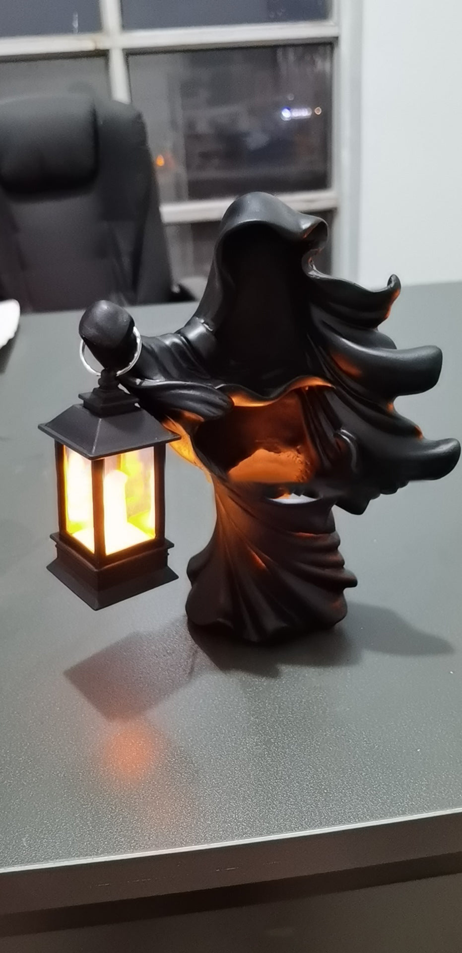 Halloween Witch Resin Lantern Decoration Hell Messenger Terror Decoration with Lanterns
