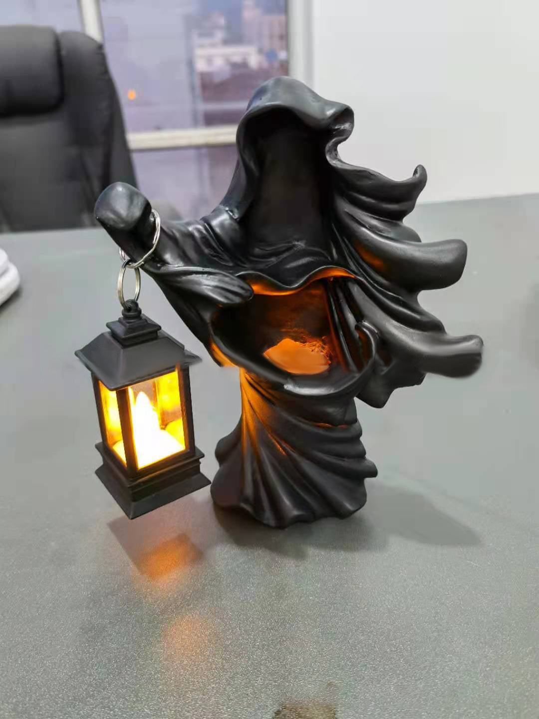 Halloween Witch Resin Lantern Decoration Hell Messenger Terror Decoration with Lanterns